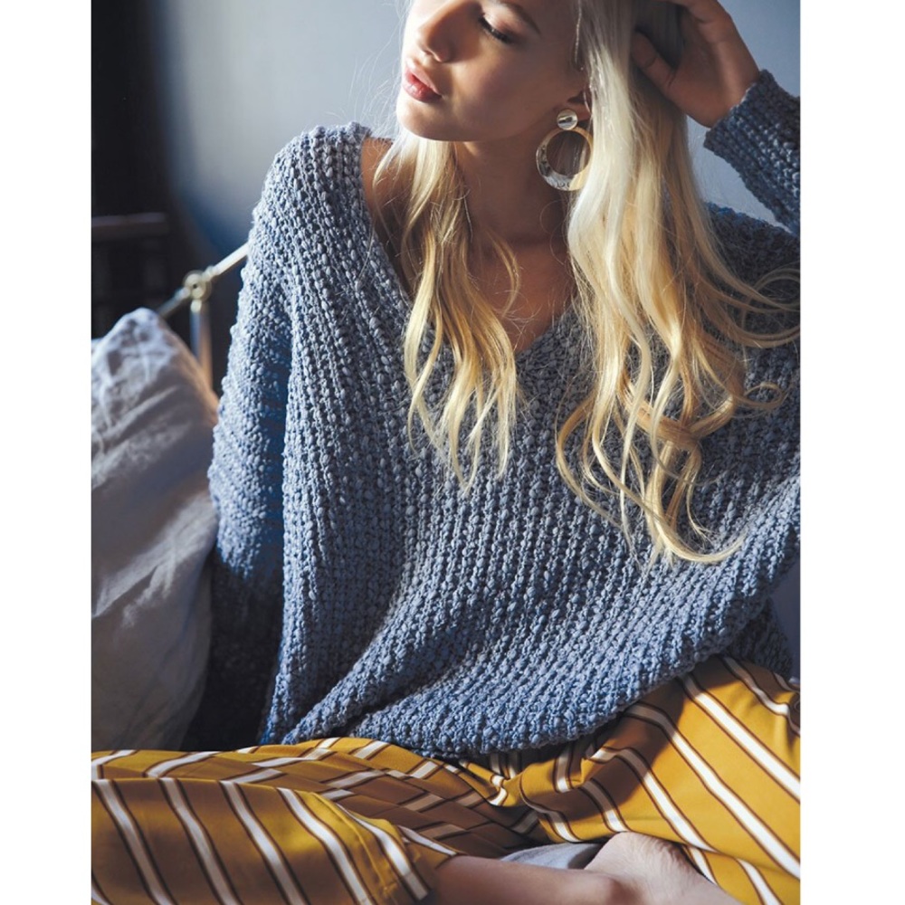 ✨LAST Misty Blue Double Vneck pullover sweater top